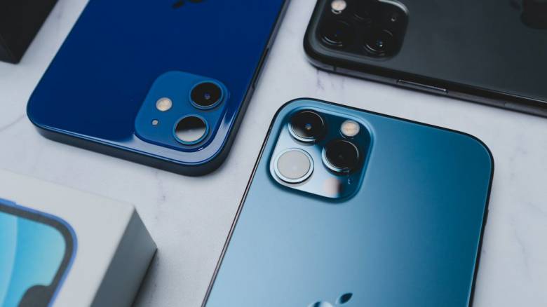 Какой iPhone лучше выбрать для покупки в 2025 году