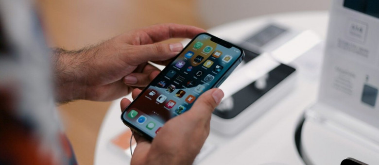 С 1 сентября iPhone в РФ может стать вне закона