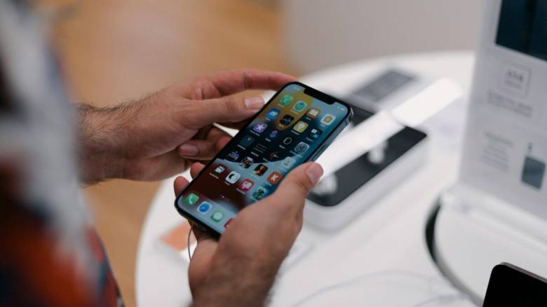 С 1 сентября iPhone в РФ может стать вне закона